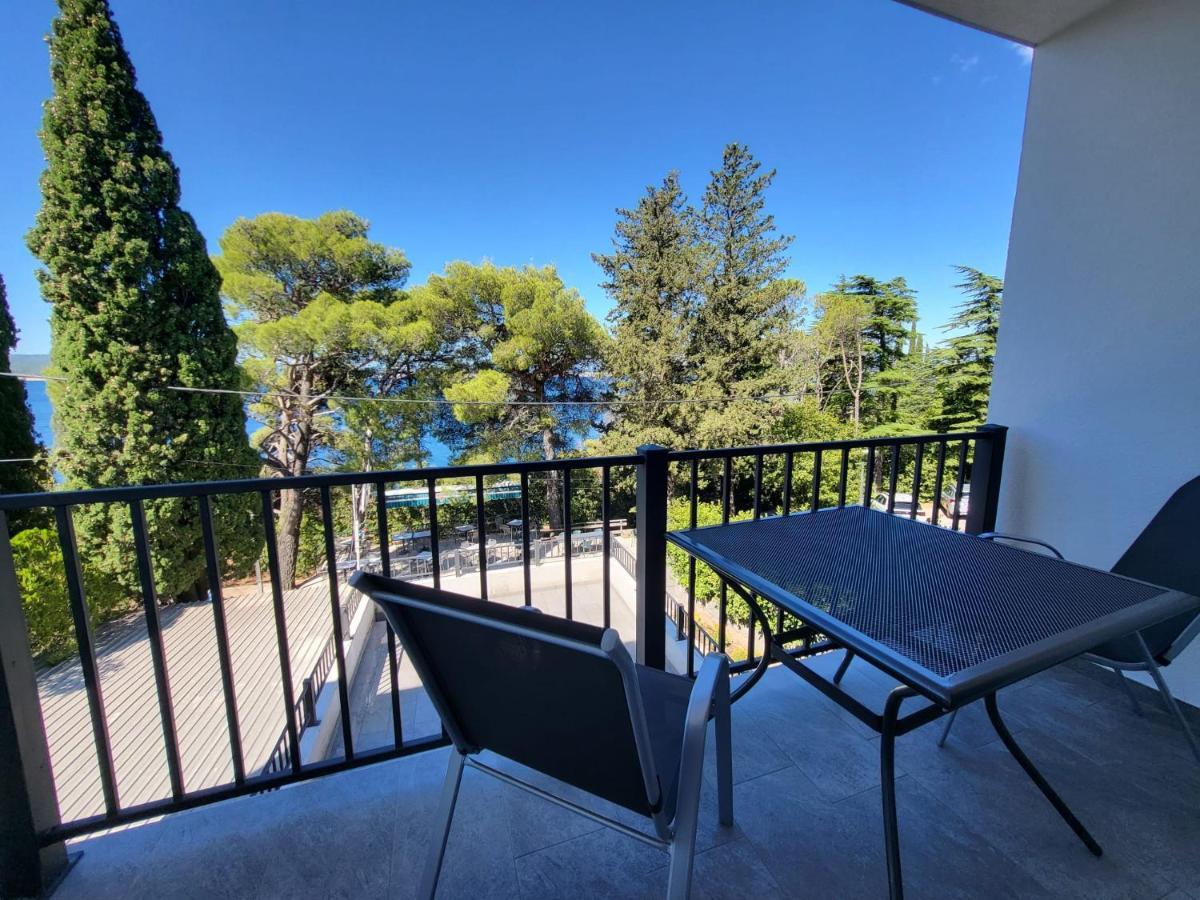 Fantasia Del Mare Apartment And Rooms Dramalj Εξωτερικό φωτογραφία