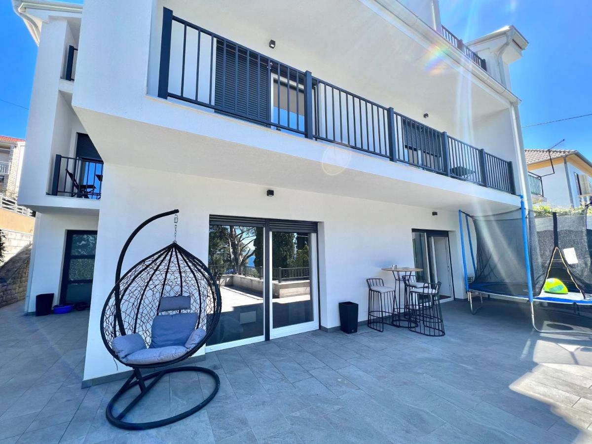 Fantasia Del Mare Apartment And Rooms Dramalj Εξωτερικό φωτογραφία