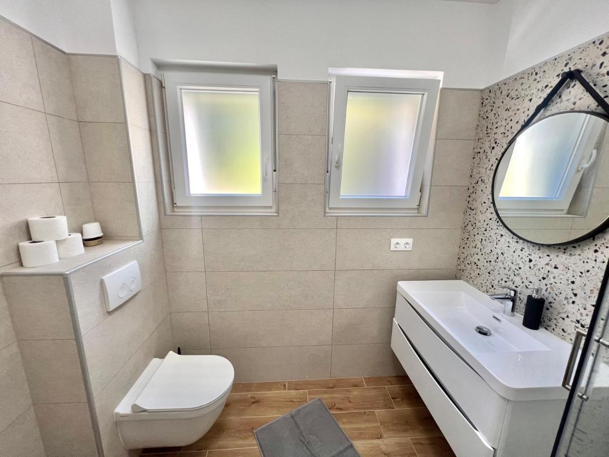 Fantasia Del Mare Apartment And Rooms Dramalj Εξωτερικό φωτογραφία
