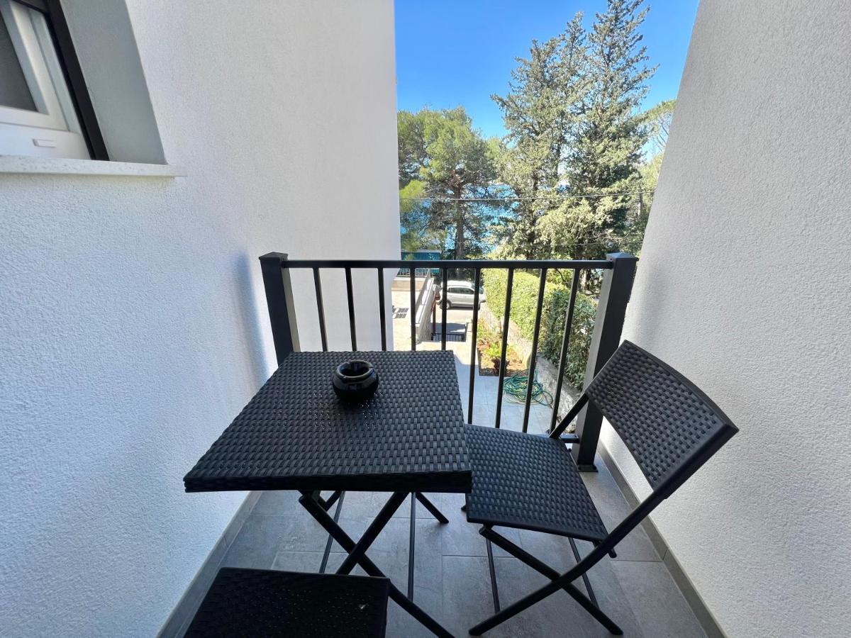 Fantasia Del Mare Apartment And Rooms Dramalj Εξωτερικό φωτογραφία
