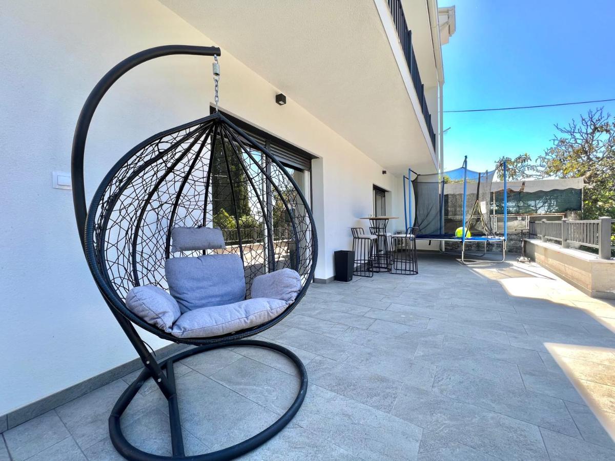 Fantasia Del Mare Apartment And Rooms Dramalj Εξωτερικό φωτογραφία