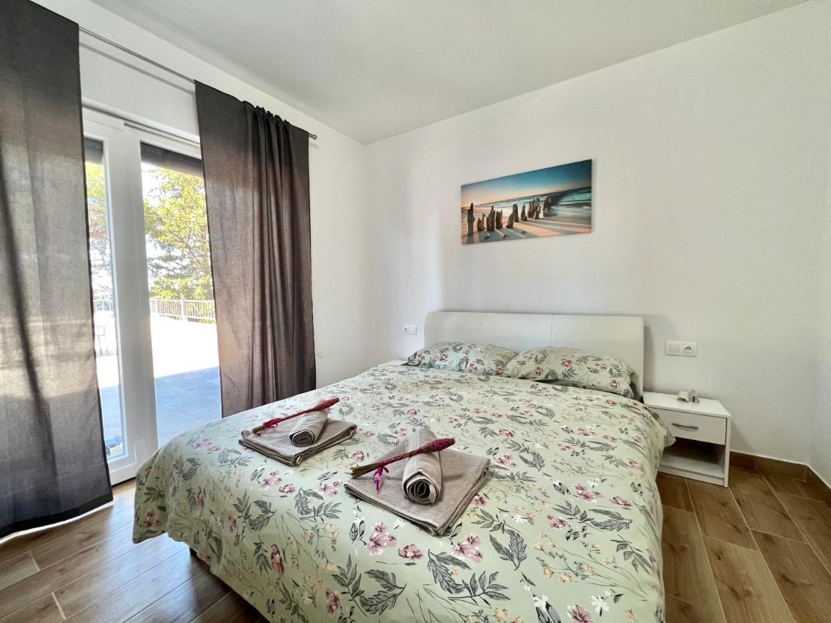 Fantasia Del Mare Apartment And Rooms Dramalj Εξωτερικό φωτογραφία