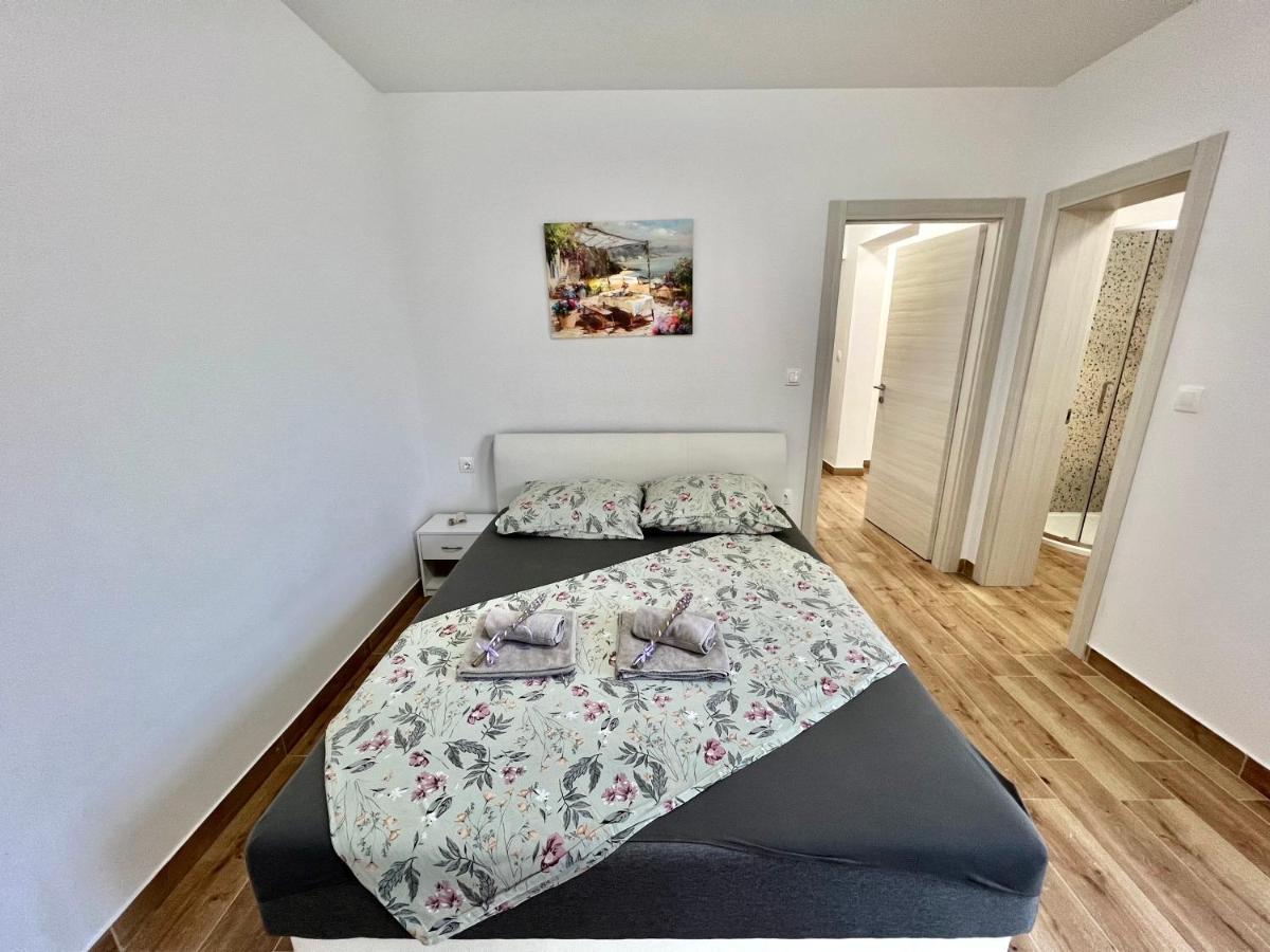 Fantasia Del Mare Apartment And Rooms Dramalj Εξωτερικό φωτογραφία