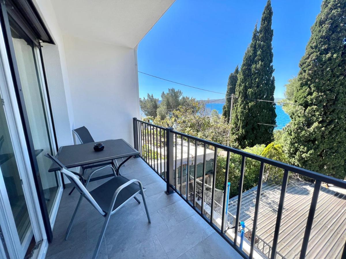 Fantasia Del Mare Apartment And Rooms Dramalj Εξωτερικό φωτογραφία