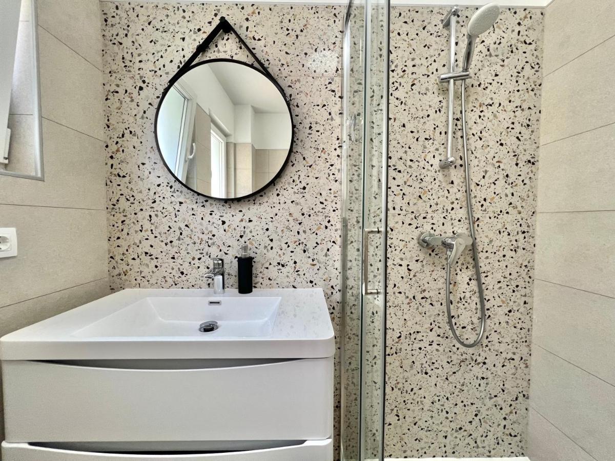 Fantasia Del Mare Apartment And Rooms Dramalj Εξωτερικό φωτογραφία