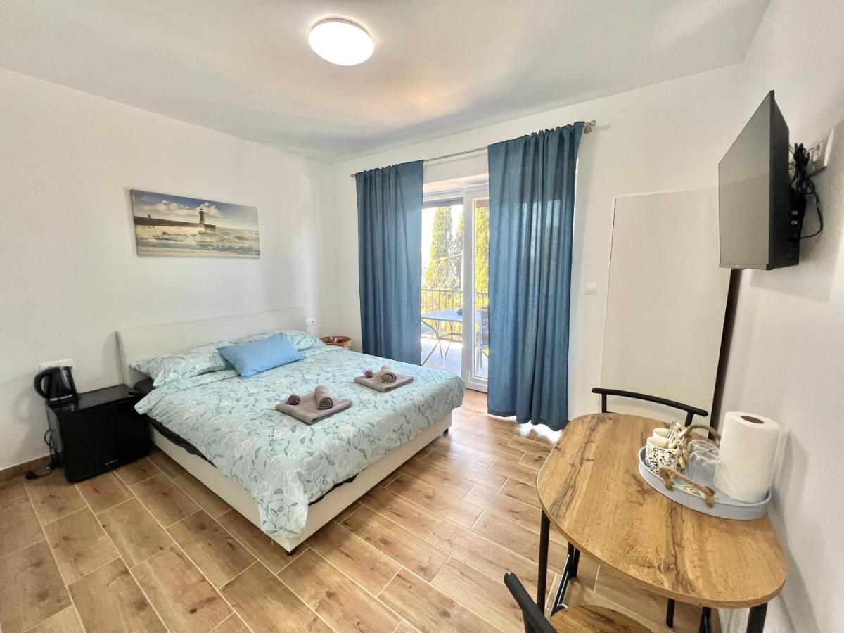 Fantasia Del Mare Apartment And Rooms Dramalj Εξωτερικό φωτογραφία